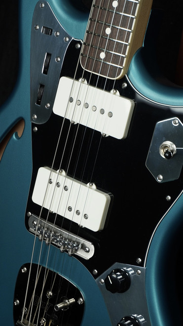 BilT Guitars S. S. Zaftig in Ocean Turquoise