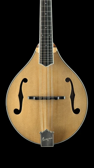 Bourgeois M5-A Mandolin – Aged Tone Series – A-Style - Front Close