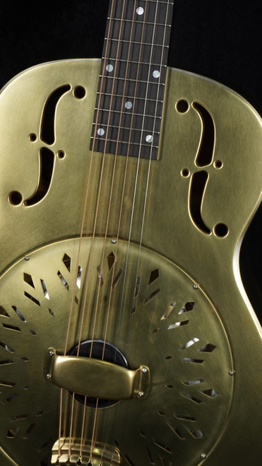 National Reso-Phonic Raw 14 Fret Brass Roundneck Resonator National Reso-Phonic Raw 14 Fret Brass Roundneck Resonator