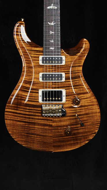 2025 PRS Studio in Black Gold with Ten-Top 2025 PRS Studio in Black Gold with Ten-Top