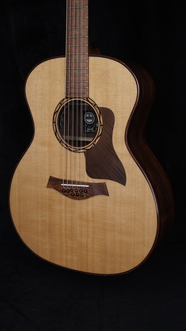 Taylor Custom Catch C14e 9-String Grand Auditorium