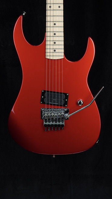 Preowned BC Rich Legacy Gunslinger in Candy Red - Close