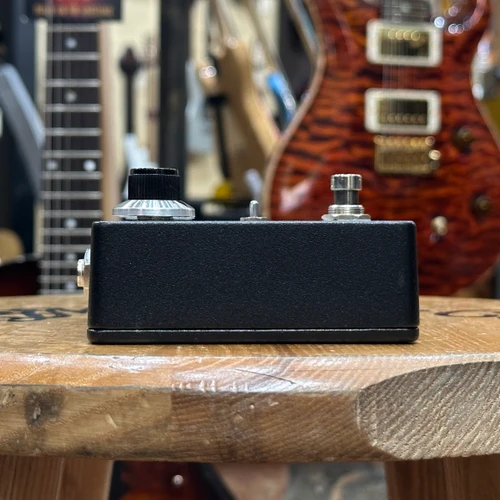 Preowned King Tone Guitar Blues Power V2 with Top Jacks