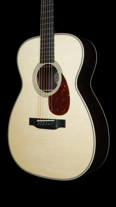 Collings 002H 14-Fret with Englemann Spruce Top
