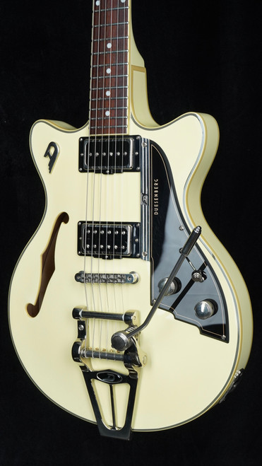 Preowned Duesenberg StarPlayer TV Fullerton in Vintage White Quarter Close