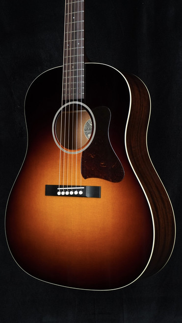 Collings CJ-45 T Traditional Acoustic Guitar - Sunburst (Drop-In Saddle) Quarter Close