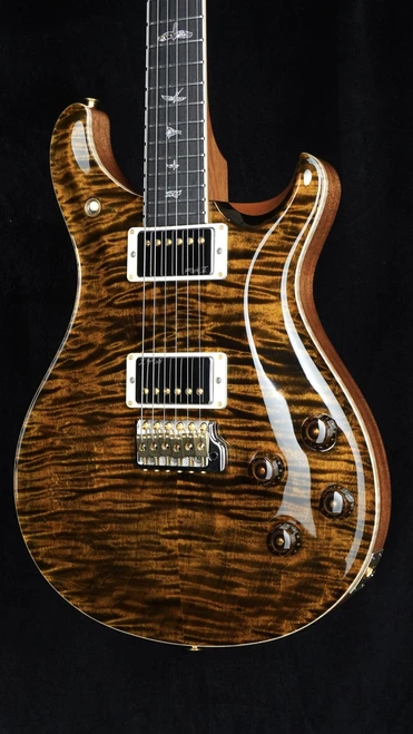 PRS Signature Dealer Exclusive McCarty 594 Tremolo in Tiger Eye - Quarter Close