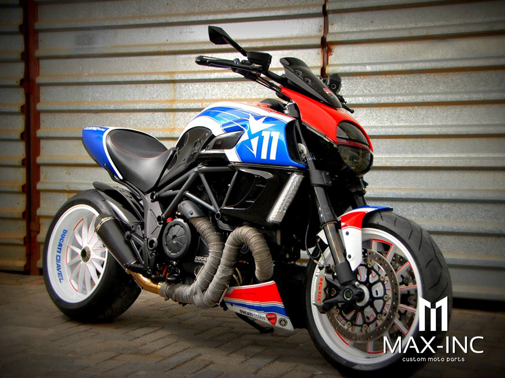 Pair Of Universal Black Shorty CNC Machined Aluminium Mirrors - M8 & M10 Thread Kit