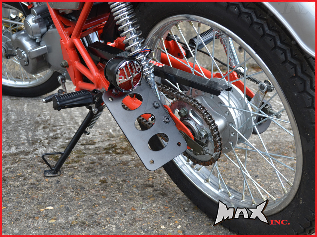 Black Side Axle Mount Miller Replica LED "Stop" Tail Light