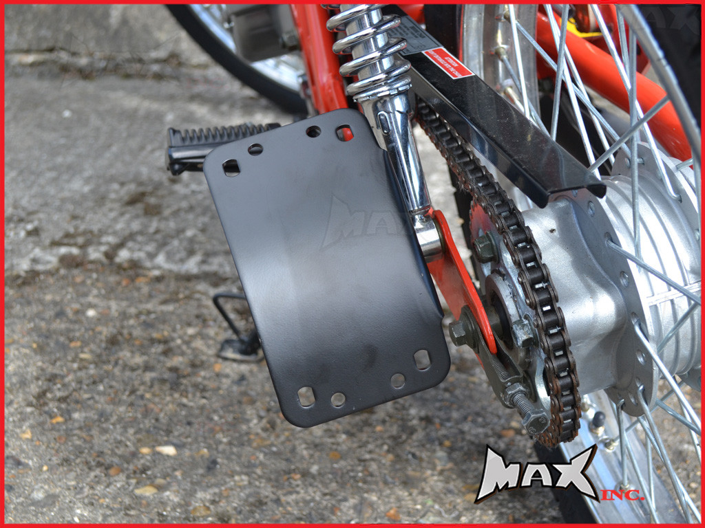 Black Curved Side Axle Mount License Plate Holder - 3/4" (20mm)