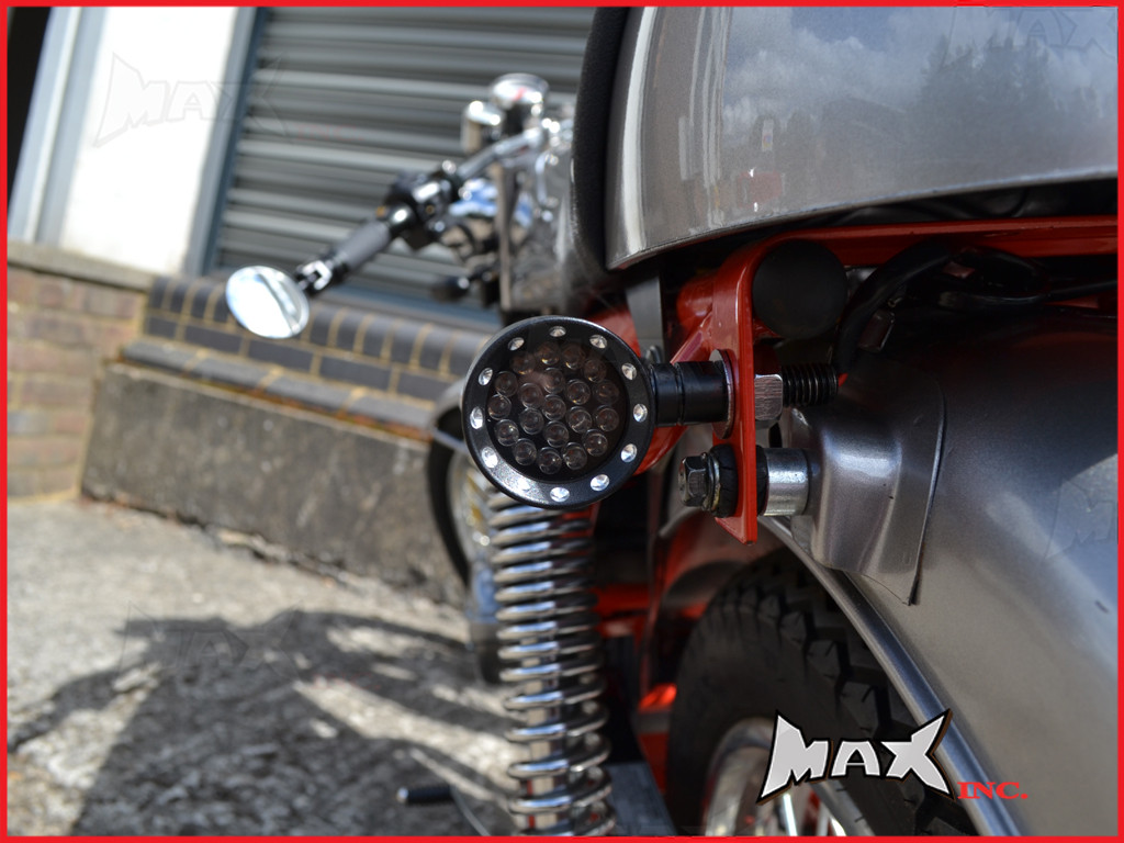 Black Alloy Custom Bobber Turn Signals / Indicators