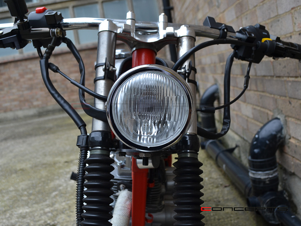 4.5" Gloss Black + Chrome Bottom Mount Vintage Style Universal Headlight