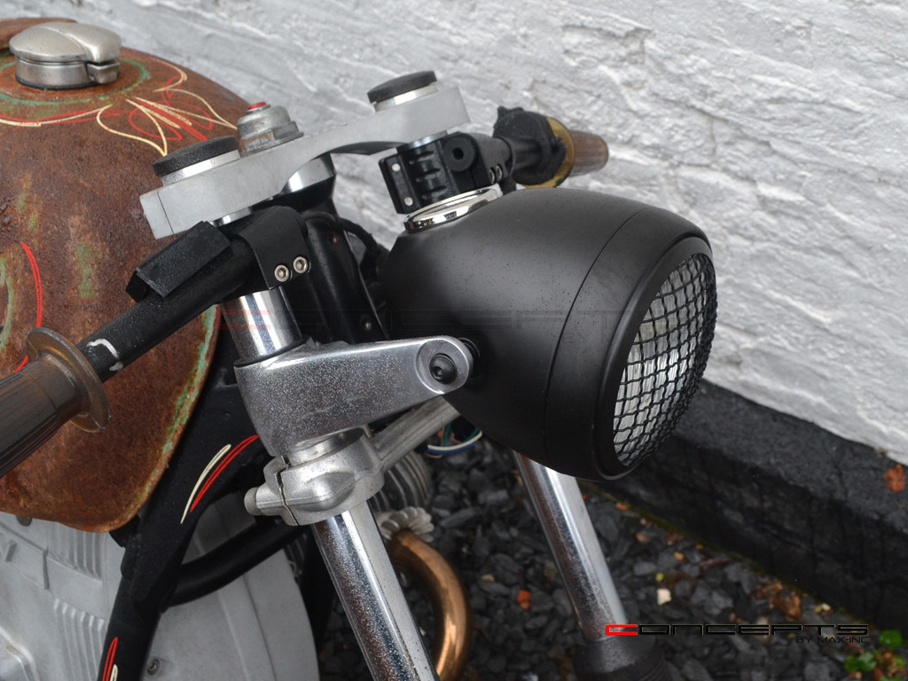 5.75" Vintage Style Black + Mesh Metal Headlight + Integrated Digital GPS Speedometer