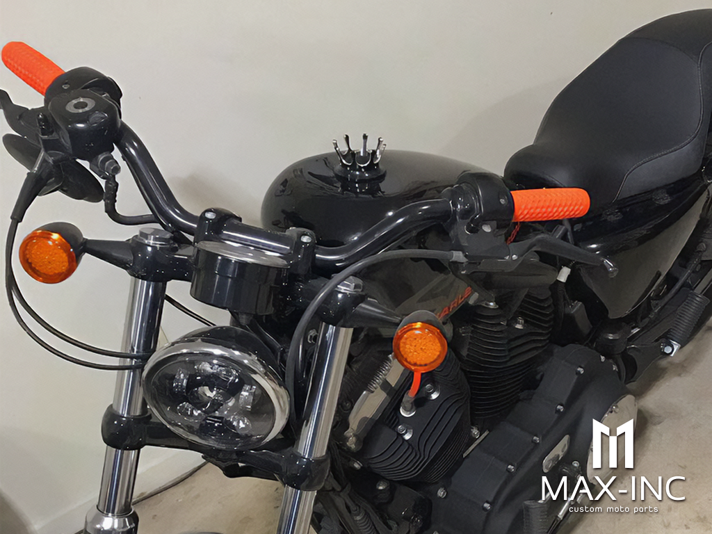 BLACK CUT Motorcycle Gas Tank Oil Cap Vented Fuel Gas Tank Aluminum For Harley Sportster XL 48 Dyna Softail Touring Road King Freewheeler