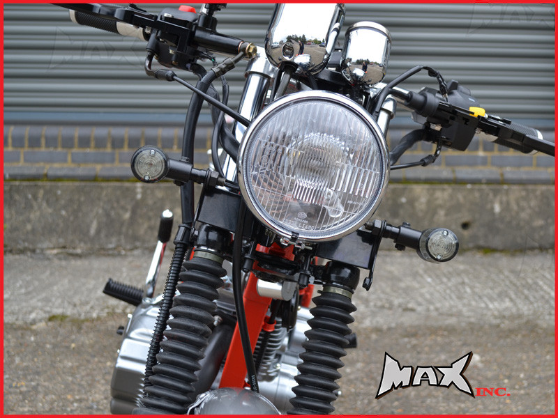 Matte Black Aluminium Classic Barrel LED Turn Signals / Indicators - Smoked Lense