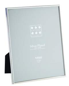 Sixtrees Cambridge 2-400-80 10 x 8-inch Narrow Rim Silver Plated Photo Frame.