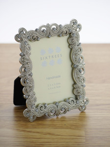 Sixtrees Matilda Antique Vintage Shabby Chic metal 3.5x2.5 inch photo frame