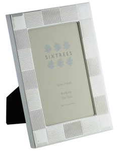 Sixtrees 6-341-46 O'Sullivan  Silver Plated 6x4 inch Photo Frame