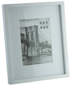 Sixtrees WD964-57 Hanover Wide Profile White Wooden 7 x 5 inch Photo Frame with white mount.