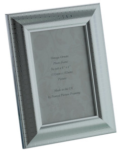 Zambezi Hand made Silver Zebra Stripe photo frames in 5 sizes from 6x4 inch - A4 pictures.