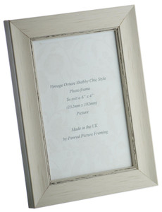 Oxford Cream Shabby Chic Photoframes 6 x 4 inch to A4. Brushed distressed white finish.