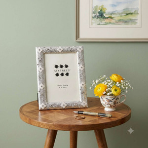 Sixtrees Bessie Antique Vintage and Shabby Chic Style silver metal 4 x 6 inch photo frame with beads and crystals