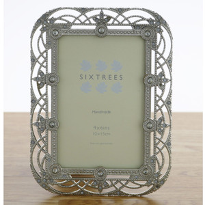 Sixtrees Alice Antique Vintage and Shabby Chic Style silver metal 4 x 6 inch photo frame with beads