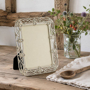 Sixtrees Alice Antique Vintage and Shabby Chic Style silver metal 5 x 7 inch photo frame with beads