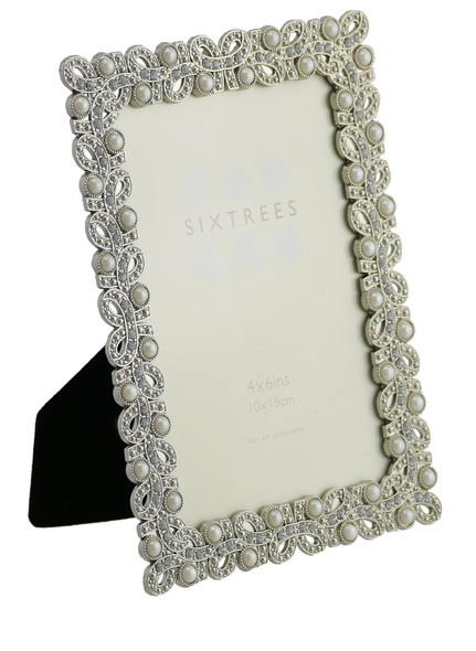 Sixtres Beatrice Antique Vintage and Shabby Chic Style silver metal photo frame with beads and crystals effect for a 7" x 5" (178 x 127mm) picture. Sixtres Beatrice Antique Vintage and Shabby Chic Style silver metal photo frame with beads and crystals effect for a 7" x 5" (178 x 127mm) picture.