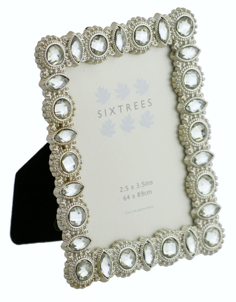 Sixtrees Maria Antique Vintage and Shabby Chic Style silver metal photo frame with beads and crystals for a 3.5" x 2.5" picture. Sixtrees Maria Antique Vintage and Shabby Chic Style silver metal photo frame with beads and crystals for a 3.5" x 2.5" picture.