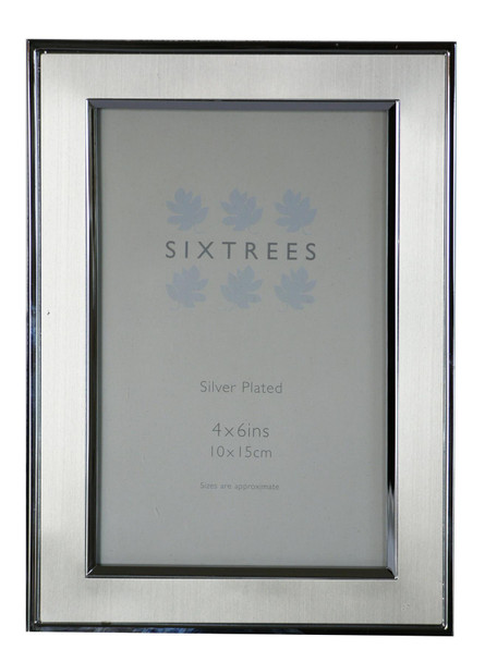 Sixtrees Abbey Pewter 2-102-46 Polished Silver photo frame with lacquered brushed pewter metal insert for a 6 x 4 inch photo.