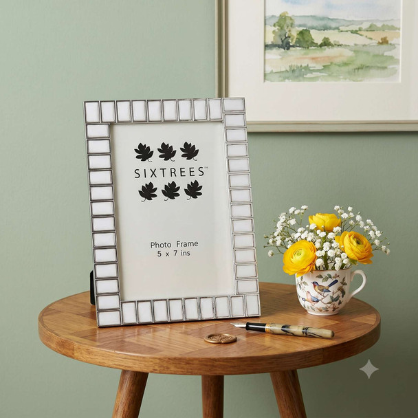 Sixtrees Gerri Handmade Contemporary Geometric Mosaic 5 x 7 inch Photo Frame