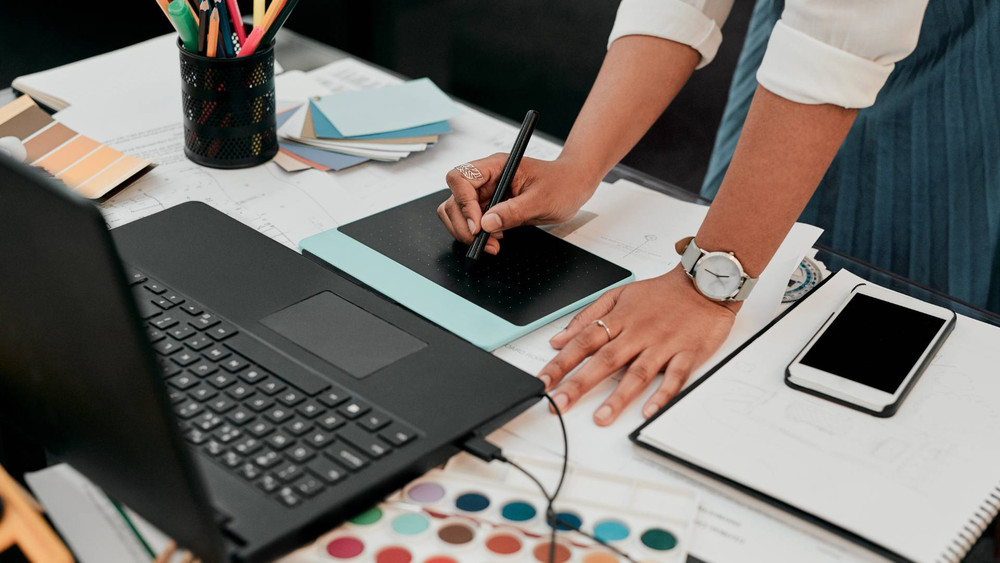 4 Benefits of Using a Fabrication Service