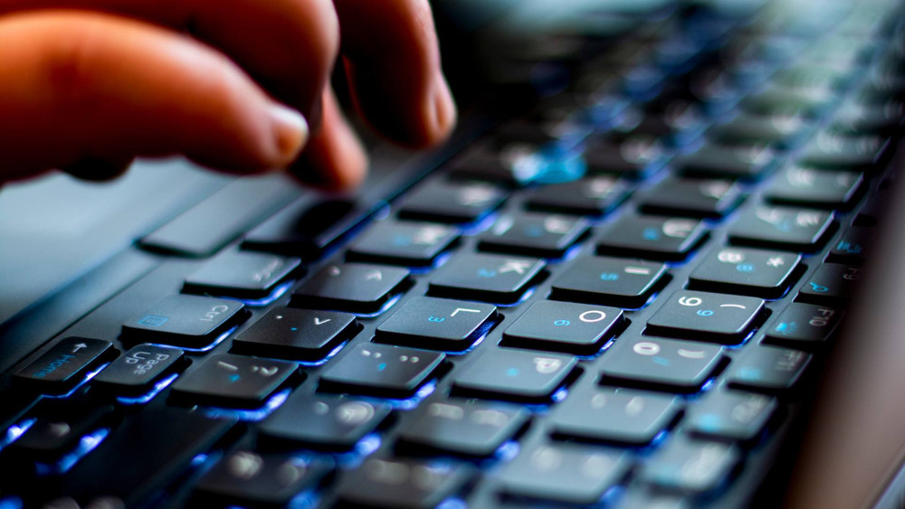 Logitech Keys-To-Go 2 is Your Portable Typing Powerhouse Logitech Keys-To-Go 2 is Your Portable Typing Powerhouse