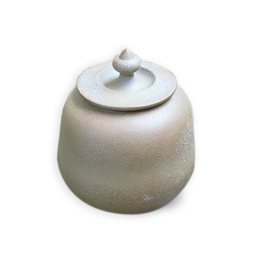 Super-grade lava-clay tea caddy (tea storage container). Unique and rare lava clay material.