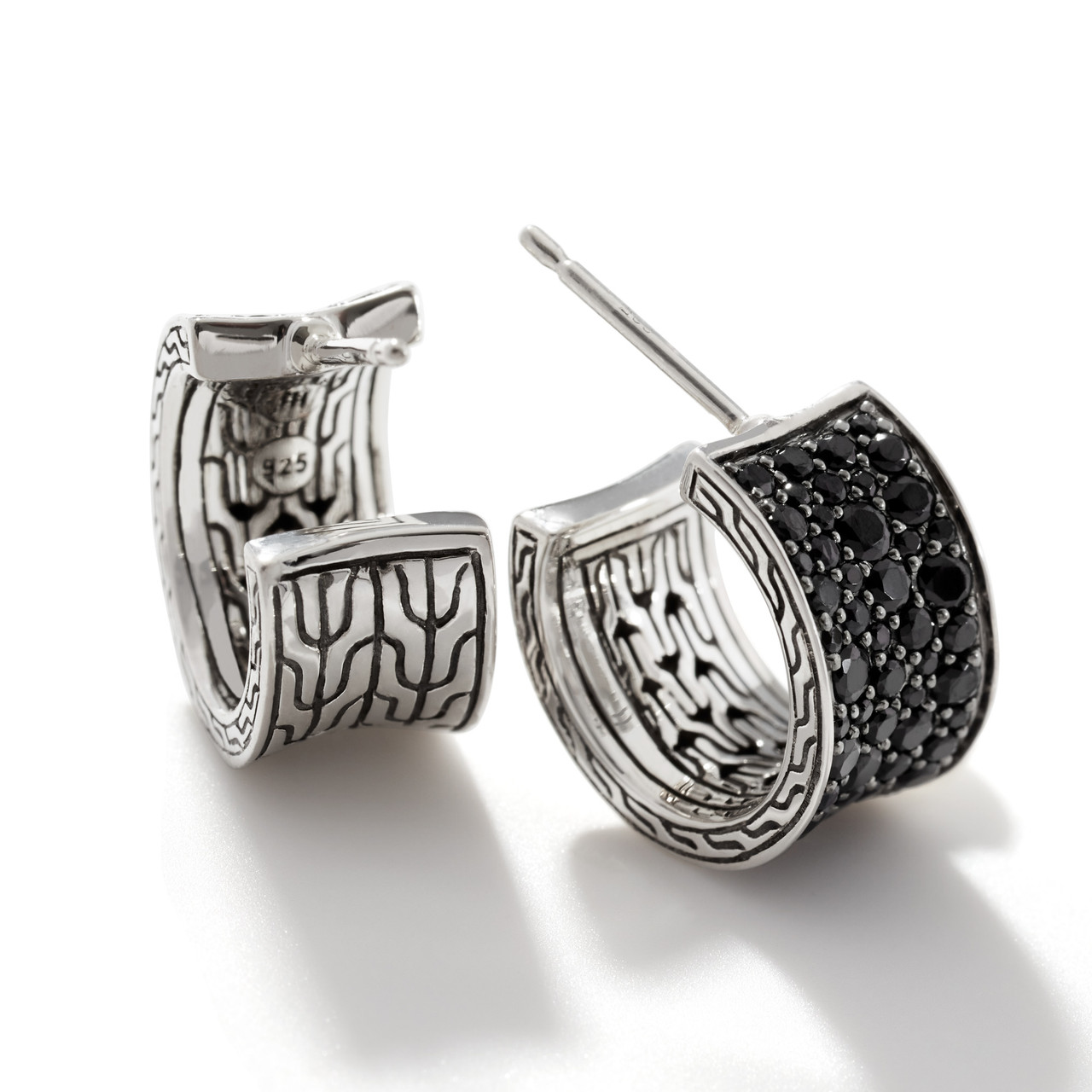 JOHN HARDY: Carved Chain J Hoop Earring EBS9004974BLSBN
