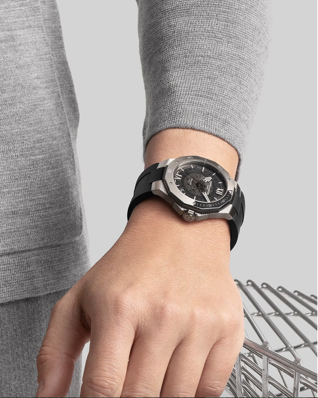 BAUME MERCIER RIVIERA BAUMATIC 300M MODEL 10717