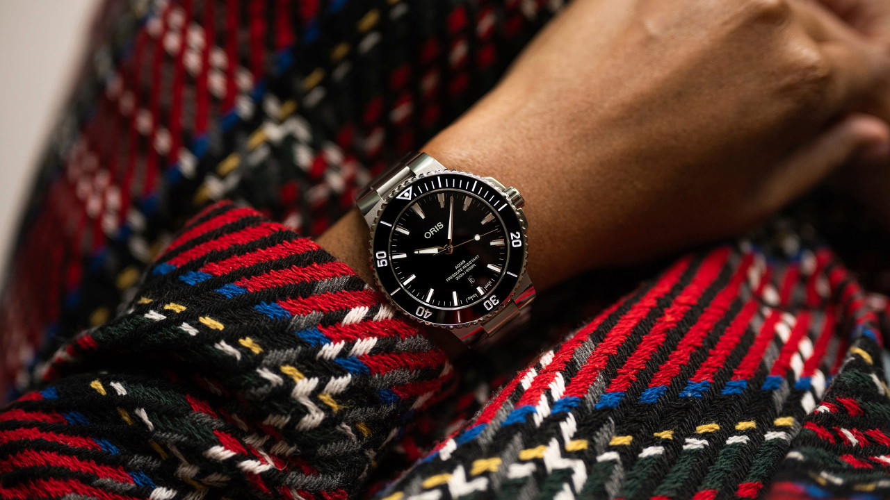 Oris Aquis Date 43.50 mm Black Dial Stainless Steel Bracelet [01