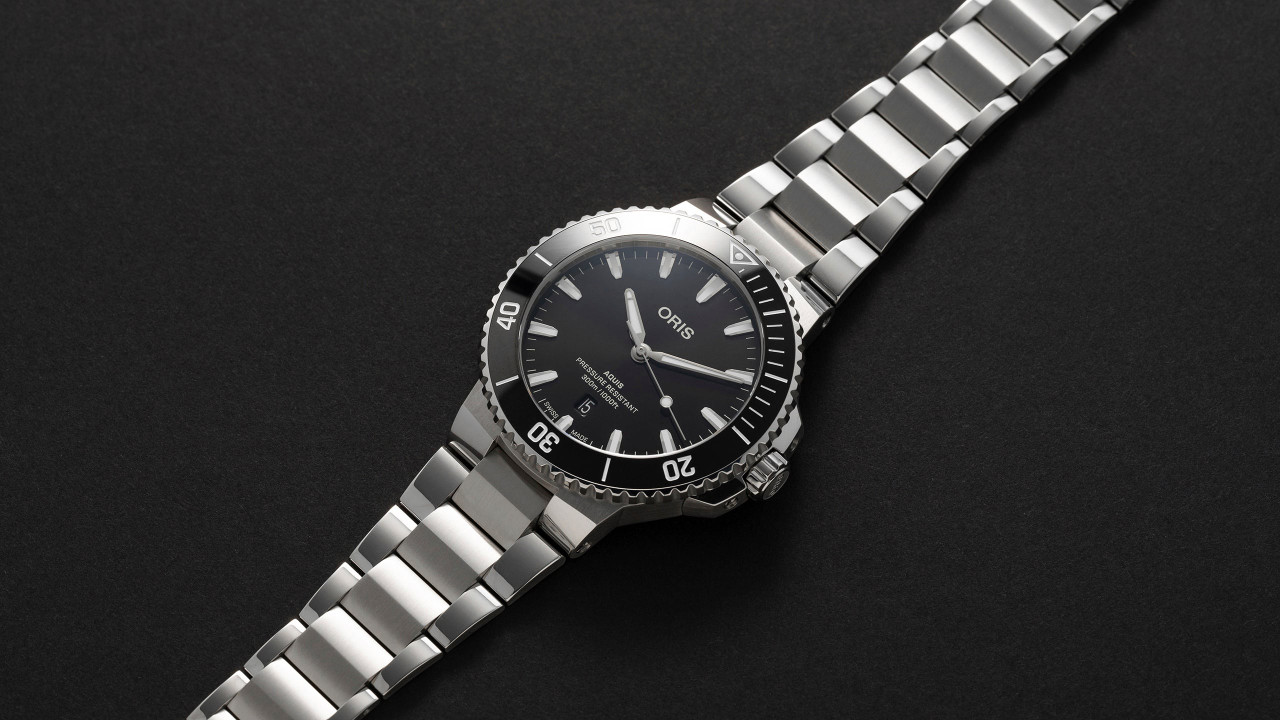 Oris Aquis Date 43.50 mm Black Dial Stainless Steel Bracelet [01