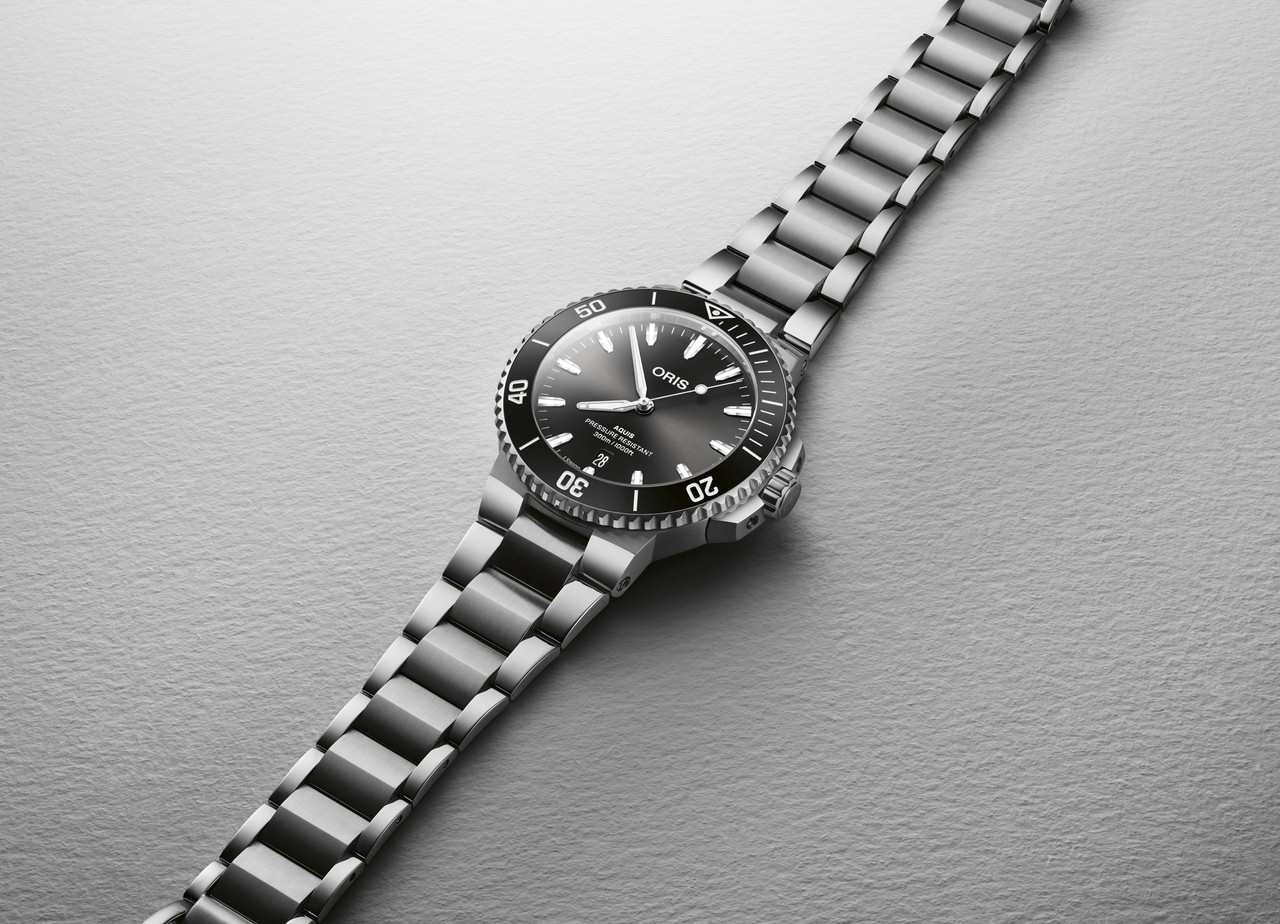 Oris Aquis Date 41.5 mm | Black Dial | 01-733-7787-4154-07-8-22