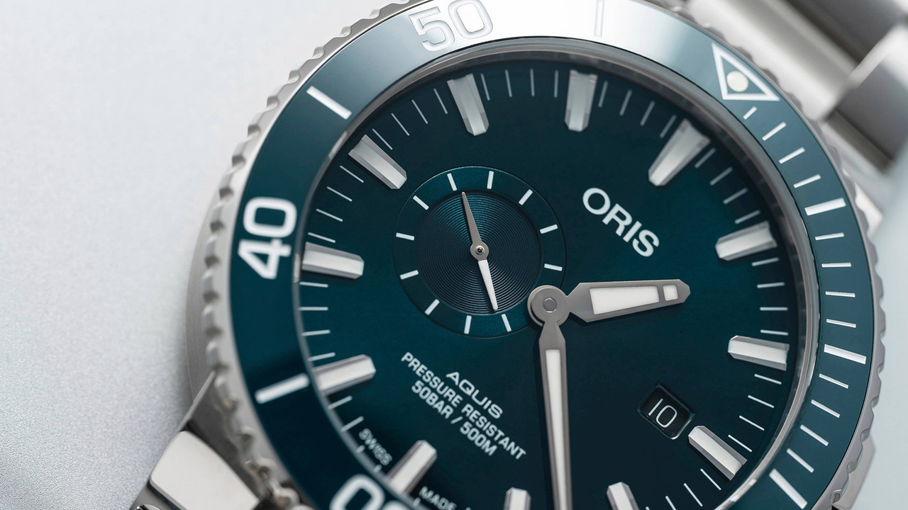 Oris Aquis Small Second Date | 01 743 7733 4155-07 4 24 69EB