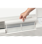 Hotpoint 12K Heat Pump with Electric Heat 20 Amps, 265 Volt - Closeup View