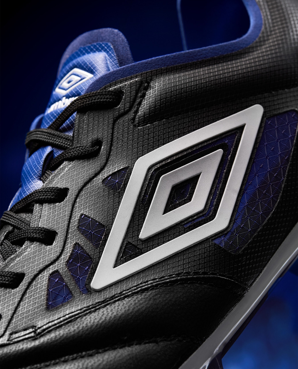 TOCCO IV PRO BLACK/BLUE Onside Sports - Main Image