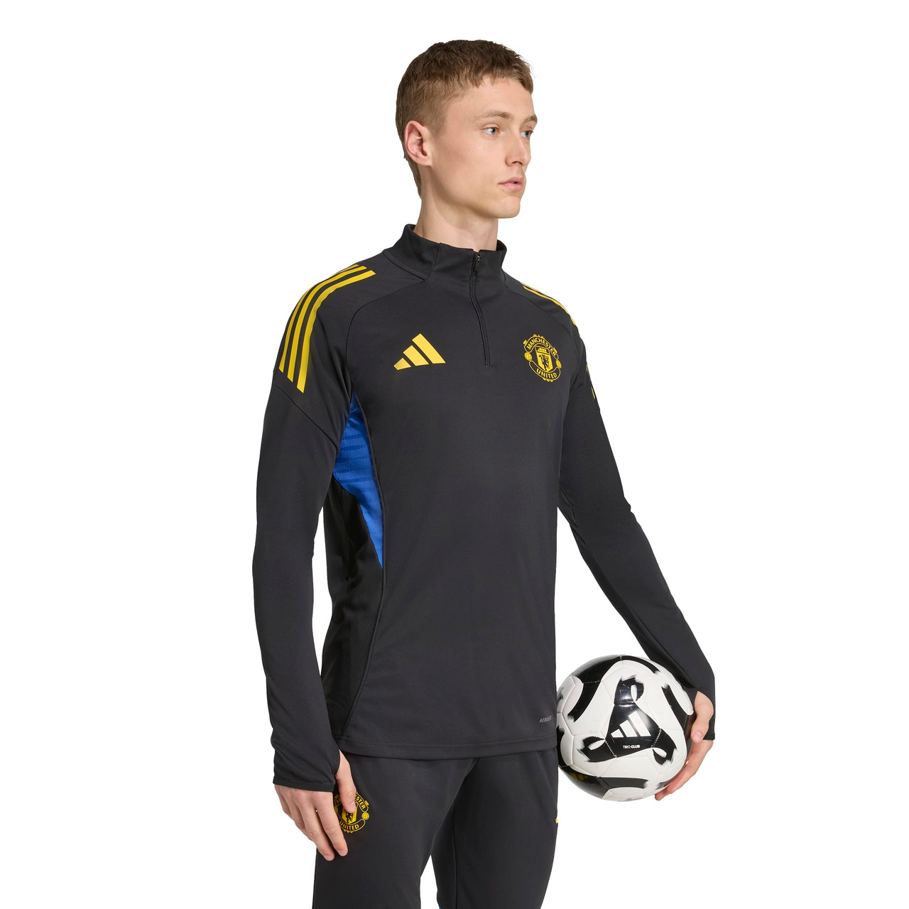 MANCHESTER UNITED EU TRAINING TOP (1/4 ZIP) 25/26 - Onside Sports
