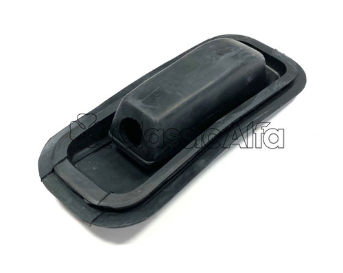 IN053 1750 RUBBER HANDBRAKE GAITER IN053 1750 RUBBER HANDBRAKE GAITER