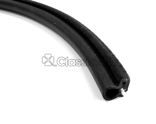 RB024 1970-93 SPIDER MAIN DOOR RUBBER SEAL RB024 1970-93 SPIDER MAIN DOOR RUBBER SEAL