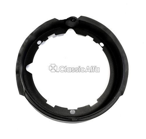 ST149/1  RIGHT SIDE HEADLIGHT BRACKET - STEP-FRONT GT ST149/1  RIGHT SIDE HEADLIGHT BRACKET - STEP-FRONT GT