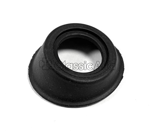 WI005/1 SPIDER WIPER ARM SPINDLE RUBBER GROMMET WI005/1 SPIDER WIPER ARM SPINDLE RUBBER GROMMET
