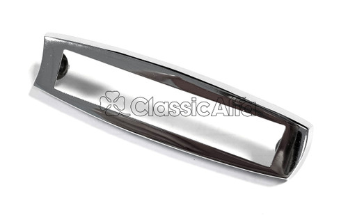 LT026/1 INDICATOR REPEATER LIGHT SURROUND - STEP-FRONT GTs LT026/1 INDICATOR REPEATER LIGHT SURROUND - STEP-FRONT GTs