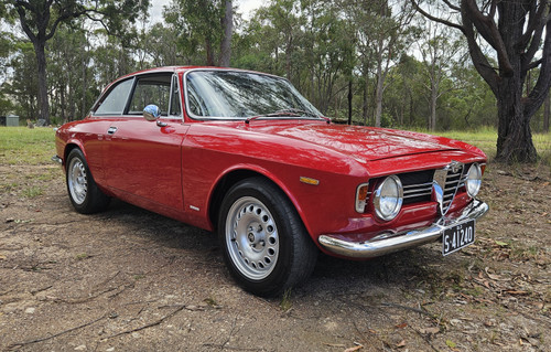 1967 GIULIA SPRINT GT VELOCE RHD £39,500 1967 GIULIA SPRINT GT VELOCE RHD £39,500